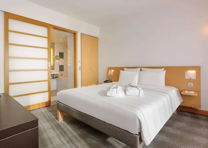 Novotel Am Tiergarten 4*