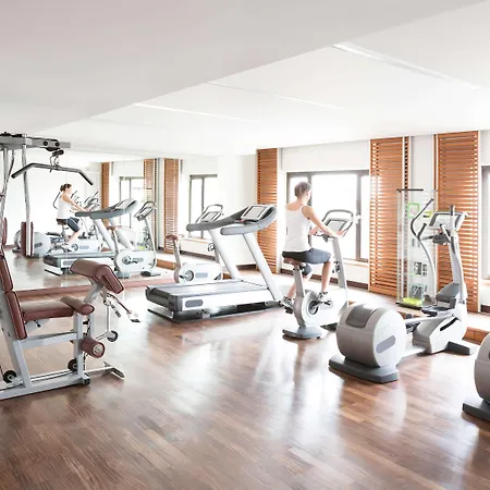 Novotel Am Tiergarten 4* ברלין